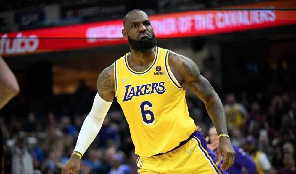 中路枢纽 中路枢纽